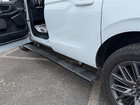 Certified 2025 Ford Expedition Max Platinum w/ Stealth Performance Package AWD/4WD image 19