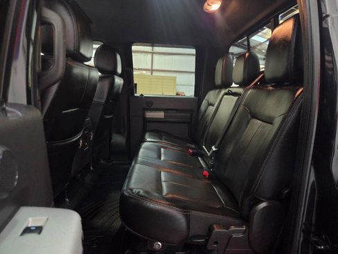 Used 2015 Ford F250 Lariat w/ Lariat Ultimate Package image 11
