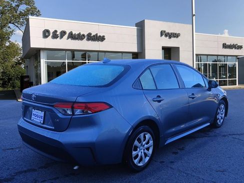 Used 2024 Toyota Corolla LE image 2