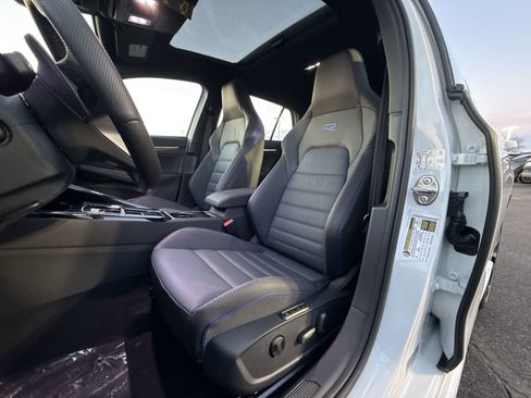 New 2026 Volkswagen Golf image 12