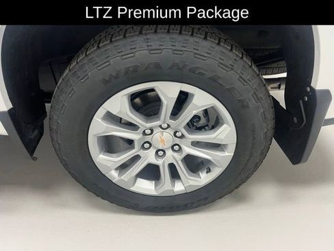 New 2026 Chevrolet Silverado 1500 LTZ w/ LTZ Premium Package AWD/4WD image 6