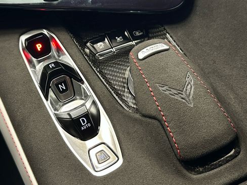 Used 2023 Chevrolet Corvette Stingray Premium Conv w/ Z51 Performance Package RWD image 32
