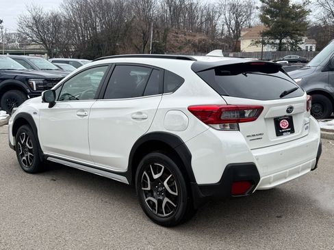 Used 2023 Subaru Crosstrek Hybrid w/ Moonroof Package w/Navigation image 9
