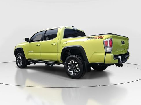 Used 2023 Toyota Tacoma TRD Off-Road w/ TRD Premium Off Road Package AWD/4WD image 7