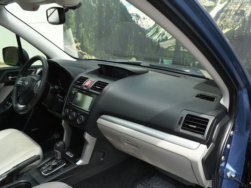 Used 2015 Subaru Forester 2.5i Touring w/ Eyesight & Navigation System AWD/4WD image 25
