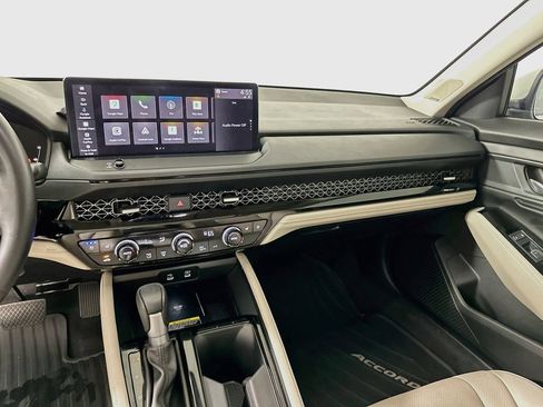 Used 2025 Honda Accord Touring image 20