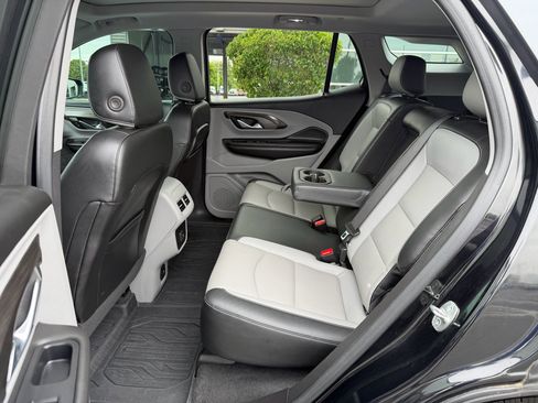 Used 2023 GMC Terrain SLT w/ Tech Package AWD/4WD image 21