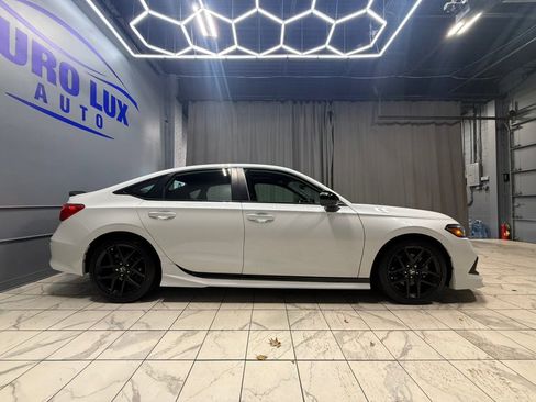 Used 2024 Honda Civic Si image 5