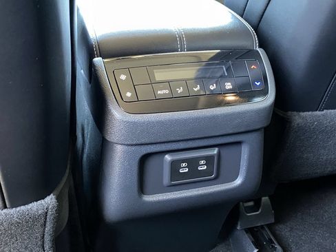 Certified 2026 INFINITI QX60 Pure w/ Cargo Package FWD image 15
