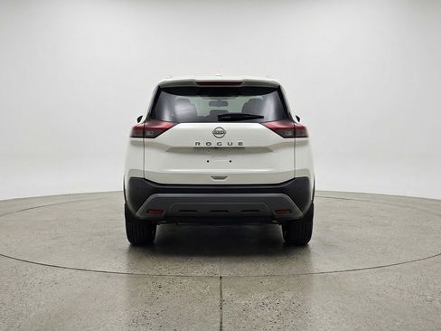 Used 2025 Nissan Rogue SV image 7