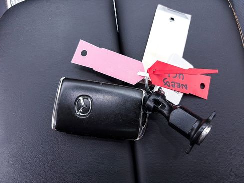 Used 2026 MAZDA CX-90 3.3 Turbo w/ Preferred Package AWD/4WD image 28