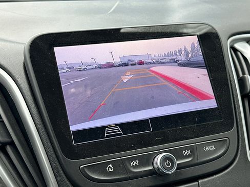 Used 2023 Chevrolet Malibu LT image 18