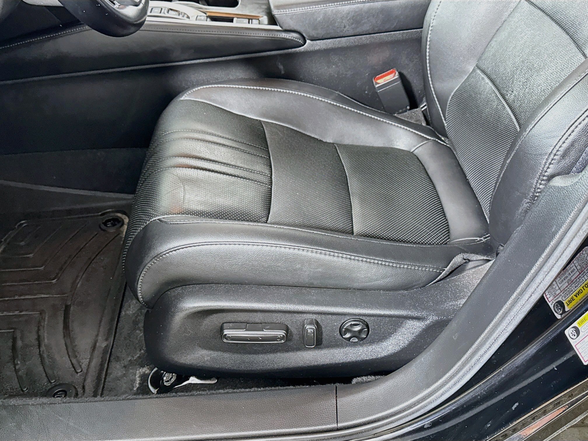 Used 2021 Honda Accord Touring image 23
