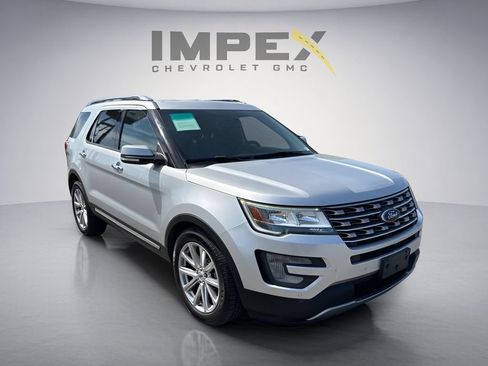 Used 2017 Ford Explorer Limited FWD image 7