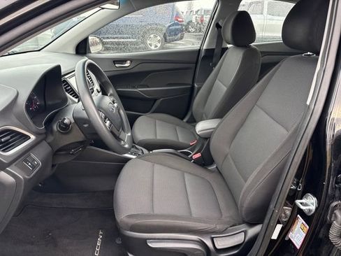 Used 2021 Hyundai Accent SEL image 9