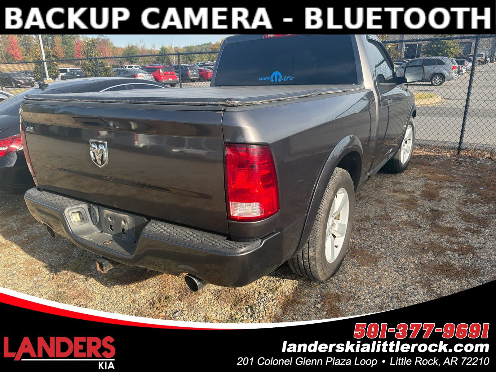 Used 2015 RAM 1500 Express RWD image 1