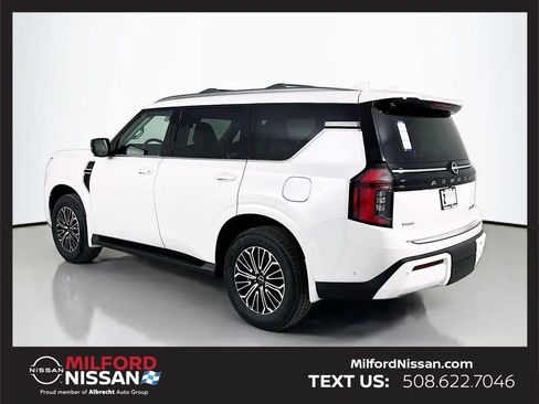Used 2026 Nissan Armada Platinum AWD/4WD image 3