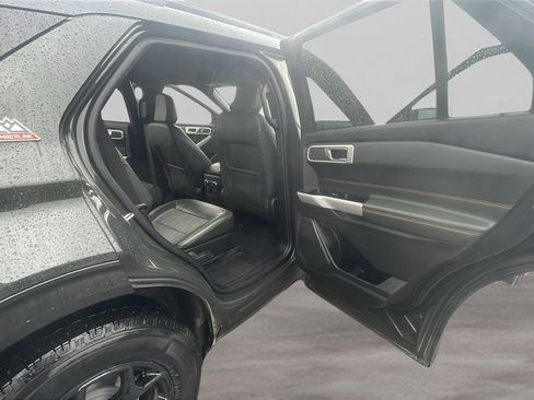 Certified 2022 Ford Explorer Timberline image 17
