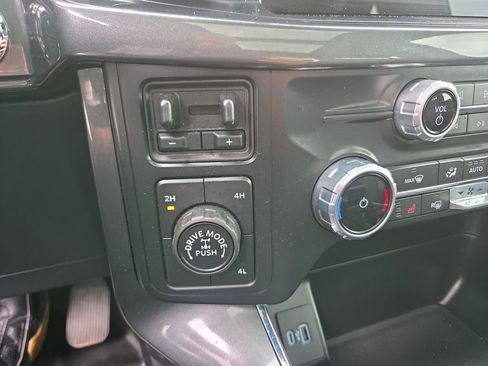Used 2022 Ford F150 XLT w/ Equipment Group 302A High AWD/4WD image 22