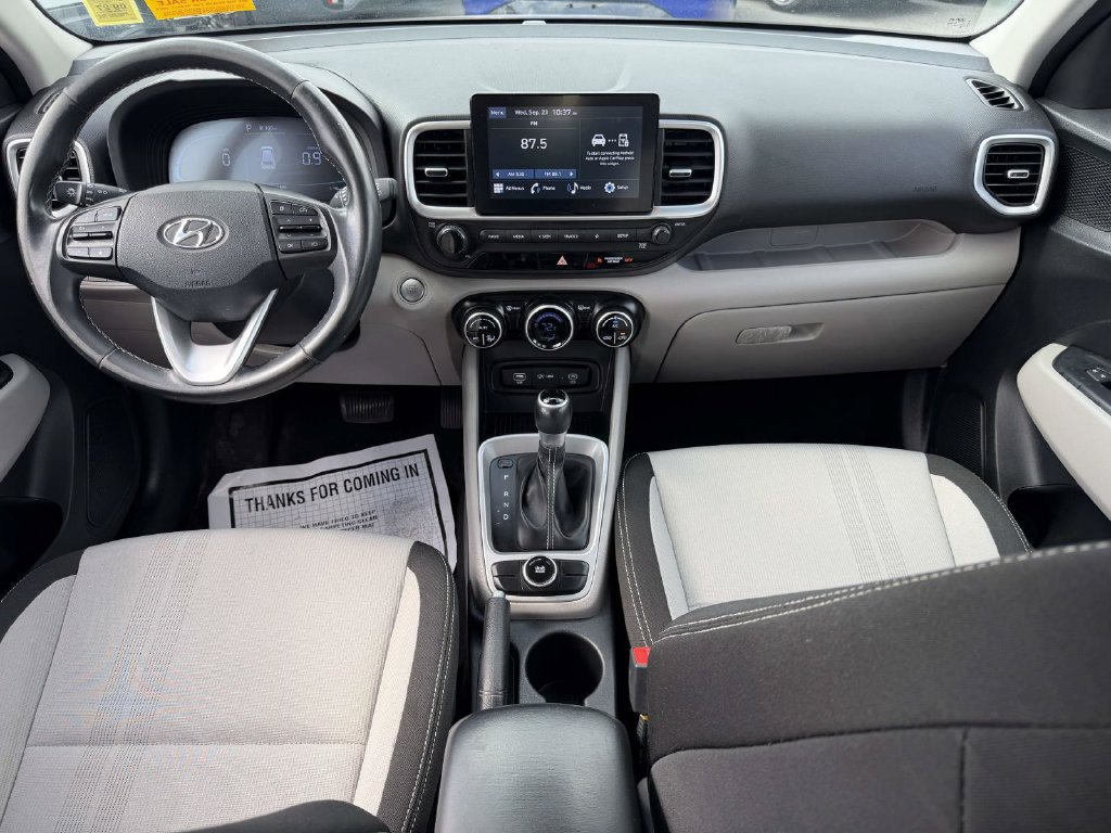 Certified 2024 Hyundai Venue SEL FWD image 14