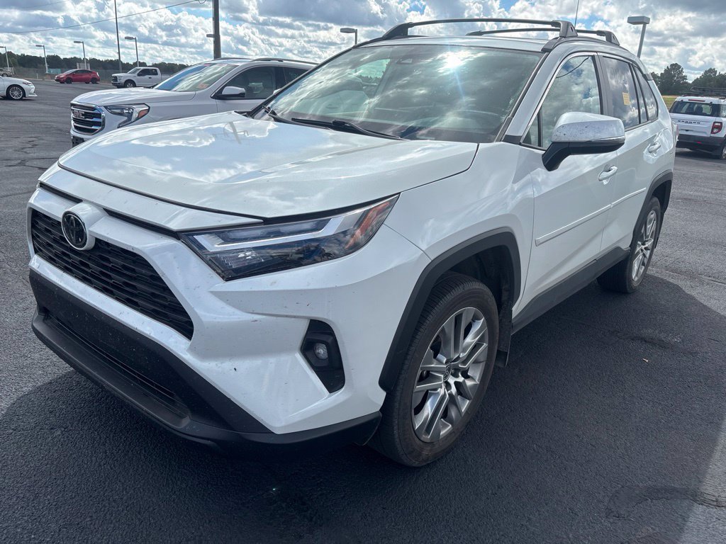 Used 2024 Toyota RAV4 XLE Premium FWD image 1