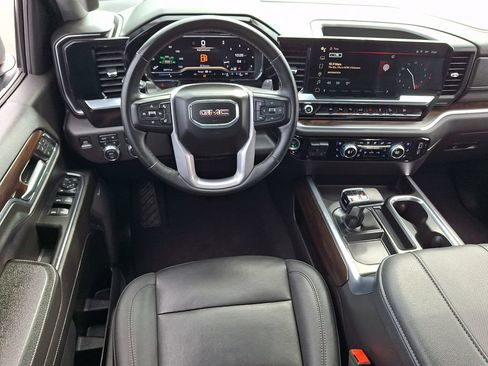 Used 2024 GMC Sierra 1500 SLT w/ SLT Premium Plus Package AWD/4WD image 12
