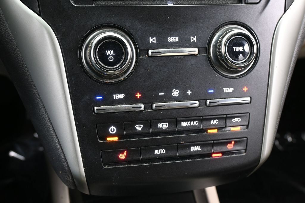 Used 2019 Lincoln MKC Select w/ Select Plus Package FWD image 21