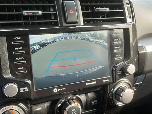 Certified 2024 Toyota 4Runner TRD Off-Road image 16