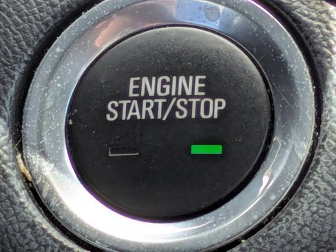 Used 2021 Chevrolet Equinox LT AWD/4WD image 27
