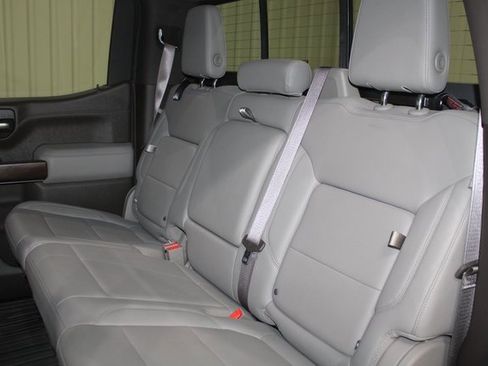 Used 2019 GMC Sierra 1500 SLT image 17