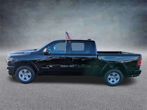 New 2026 RAM 1500 4x4 Crew Cab image 7