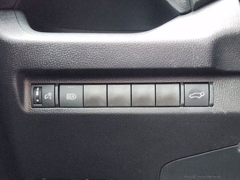 Used 2025 Toyota RAV4 XLE w/ Convenience Package FWD image 23