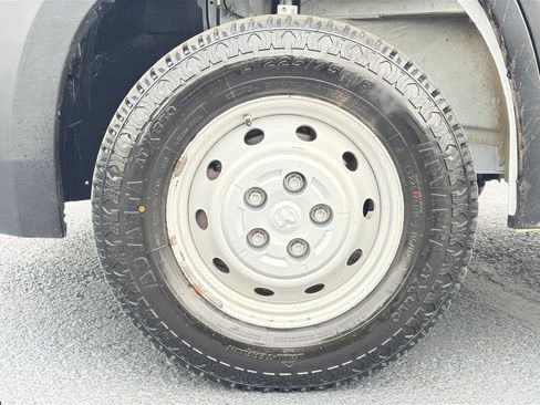 Used 2023 RAM ProMaster 2500 FWD image 11