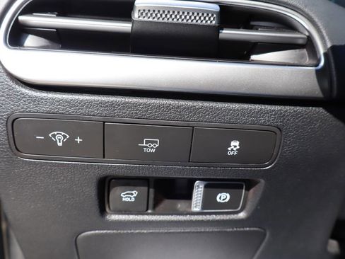 Used 2023 Hyundai Palisade Limited image 21