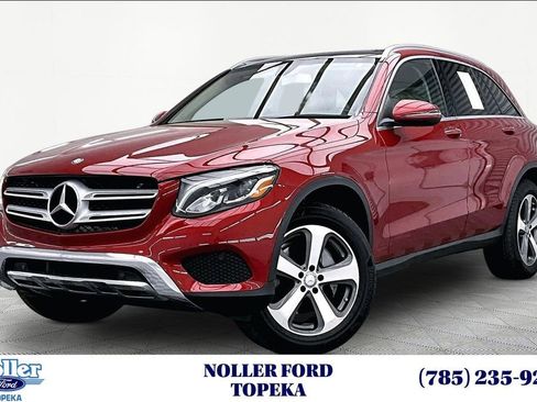 Used 2017 Mercedes-Benz GLC 300 4MATIC image 1