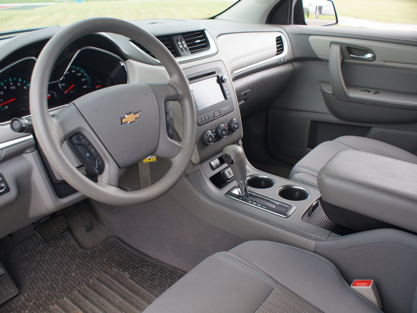 Used 2016 Chevrolet Traverse LS FWD image 9