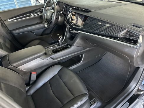 Certified 2025 Cadillac XT6 Premium Luxury image 41