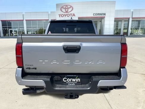 New 2026 Toyota Tacoma SR5 AWD/4WD image 4