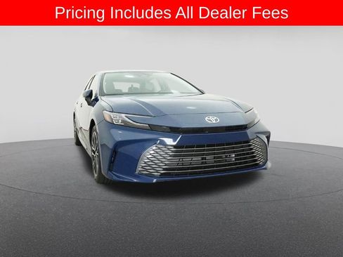 New 2026 Toyota Camry XLE FWD image 30