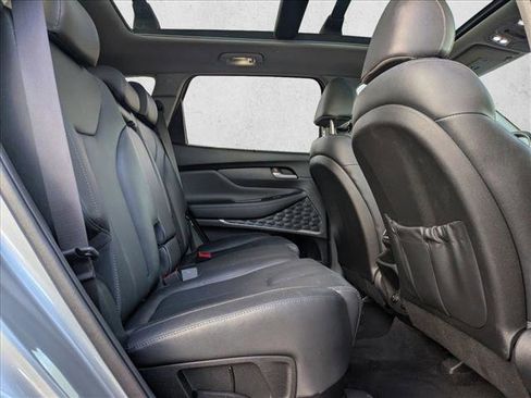 Used 2020 Hyundai Santa Fe SEL image 19
