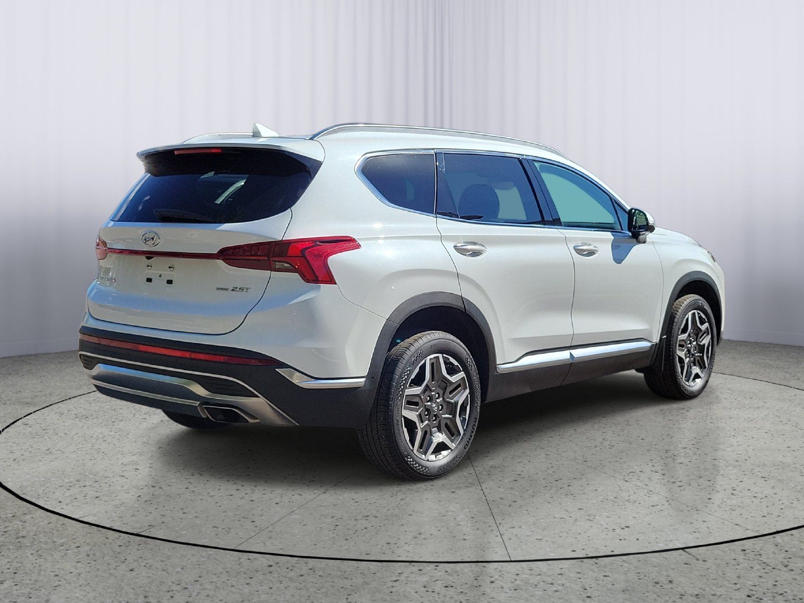 Used 2021 Hyundai Santa Fe Limited w/ Cargo Package AWD/4WD image 3