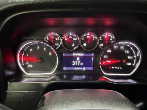 Used 2020 Chevrolet Silverado 2500 LT w/ Z71 Off-Road Package image 19