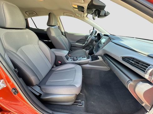 Used 2025 Subaru Crosstrek 2.0i image 32