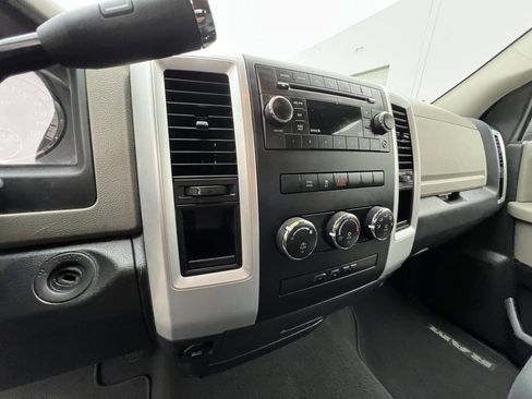 Used 2011 RAM 1500 Big Horn image 9