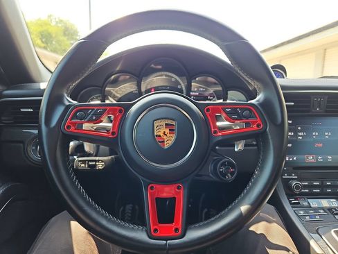 Used 2019 Porsche 911 Turbo S AWD/4WD image 33