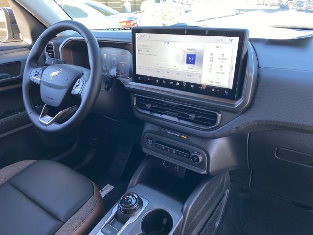 New 2026 Ford Bronco Sport Outer Banks w/ Outer Banks Tech Package+ AWD/4WD image 14