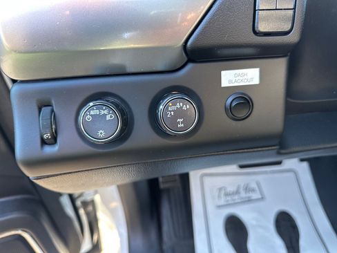 Used 2020 Chevrolet Tahoe 4WD image 20