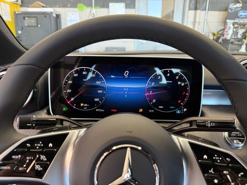 New 2026 Mercedes-Benz C 300 4MATIC Sedan image 10