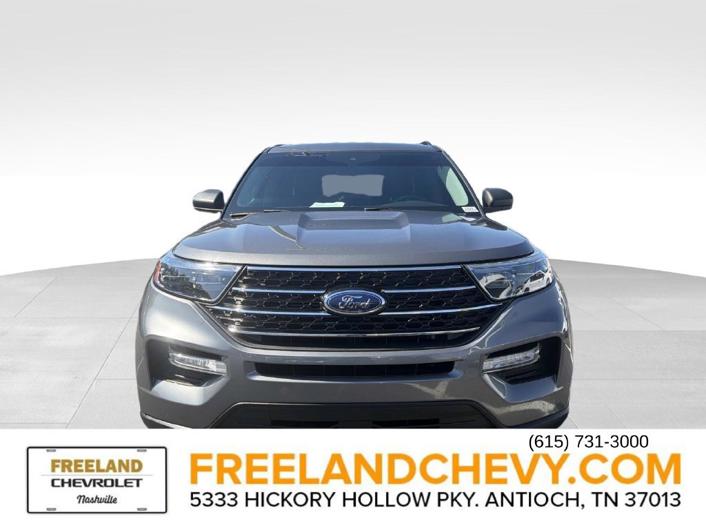 Used 2021 Ford Explorer XLT w/ Equipment Group 202A AWD/4WD image 9