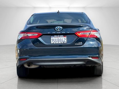 Used 2020 Toyota Camry LE w/ Fleet Convenience Package FWD image 4